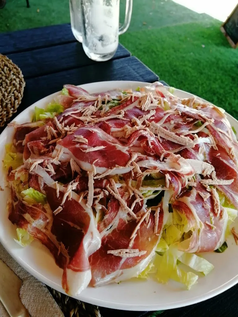 Terraza Chill Out Degustación Felisa Terron restaurant in Santiago de Alcántara