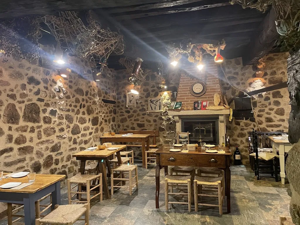 Bar Boiga Do Viñu_San Martín de Trevejo_slider_image_1