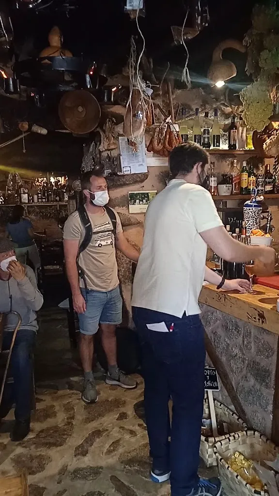 Bar Boiga Do Viñu_San Martín de Trevejo_slider_image_2