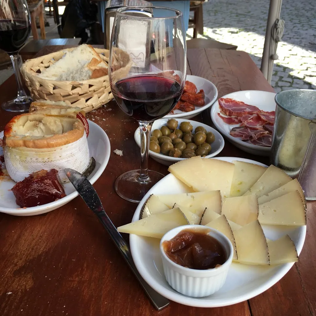 Bar Boiga Do Viñu_San Martín de Trevejo_slider_image_3