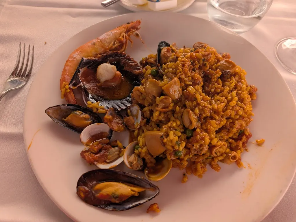 Thais Buck_The Fisherman_Puerto de Santa Cruz_review