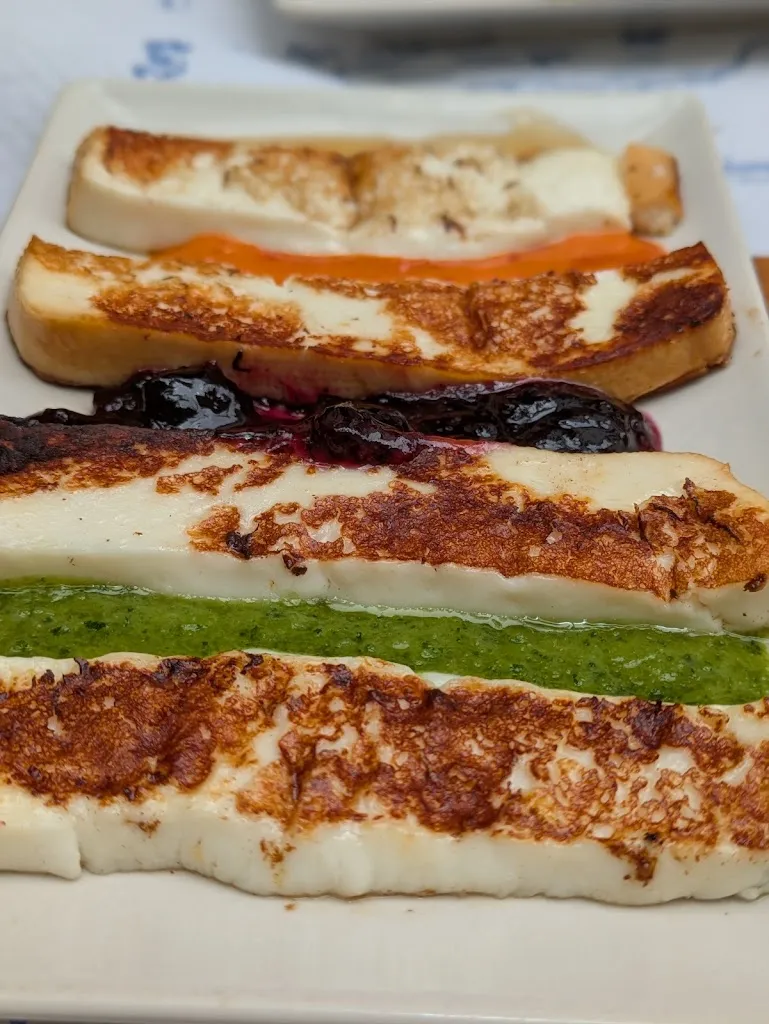 Tim Piloni_Tapas Bar La hoya 30 casa Toni_Puerto de Santa Cruz_review