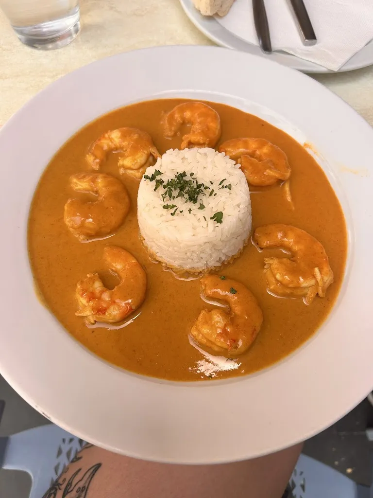 Poppy Pember_Bodega Julián_Puerto de Santa Cruz_review