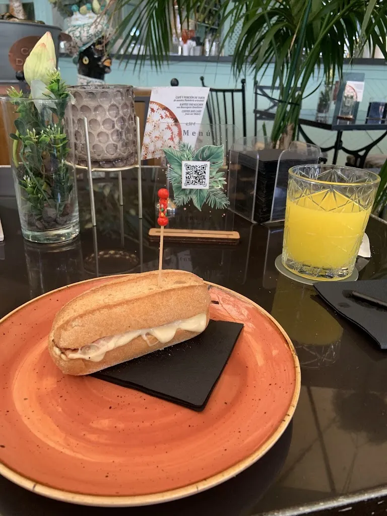 Menu_Compostelana Club Café_Puerto de Santa Cruz_immagine_5