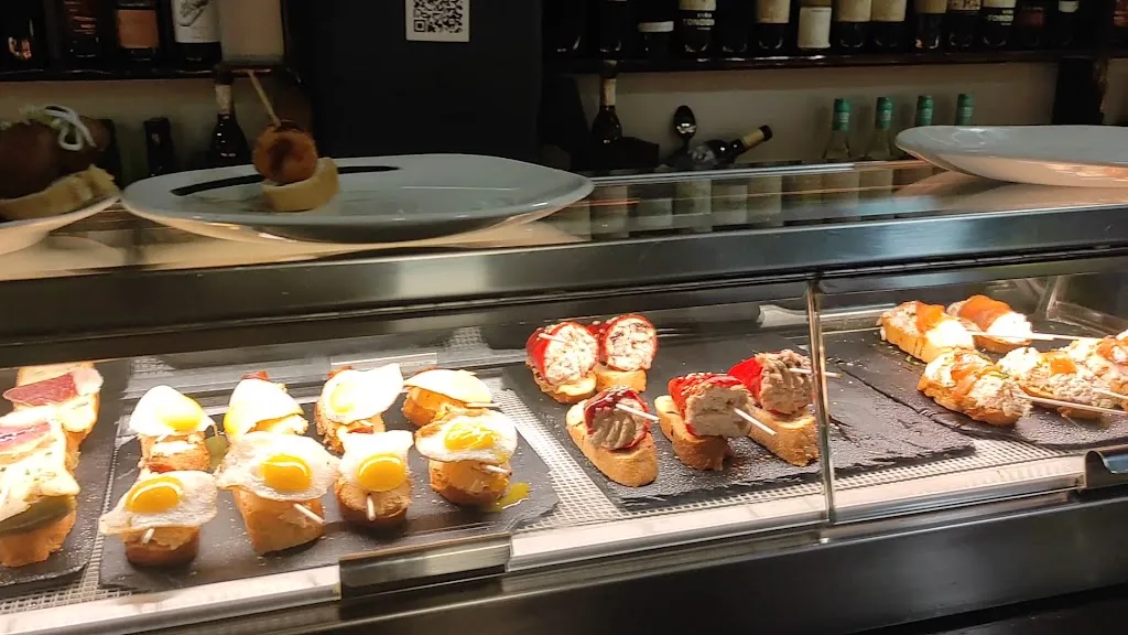 THE TAPA NEGRA Gastrotapería -Altozano-_Albacete_slider_image_2