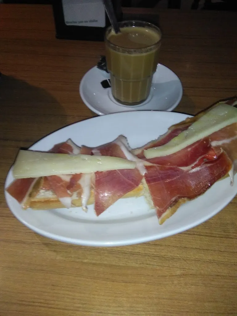 Menü_El Dolar_Santibáñez el Bajo_Bild_9