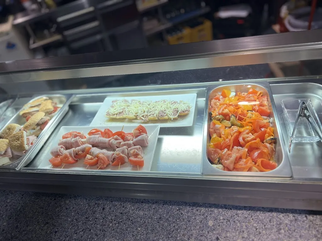 Menu_Bar Big Bang_Santibáñez el Bajo_image_5