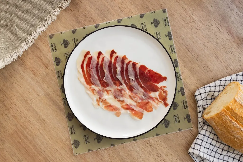 Ibéricos Casa la Abuela - Sabor a pueblo restaurant in Santibáñez el Bajo