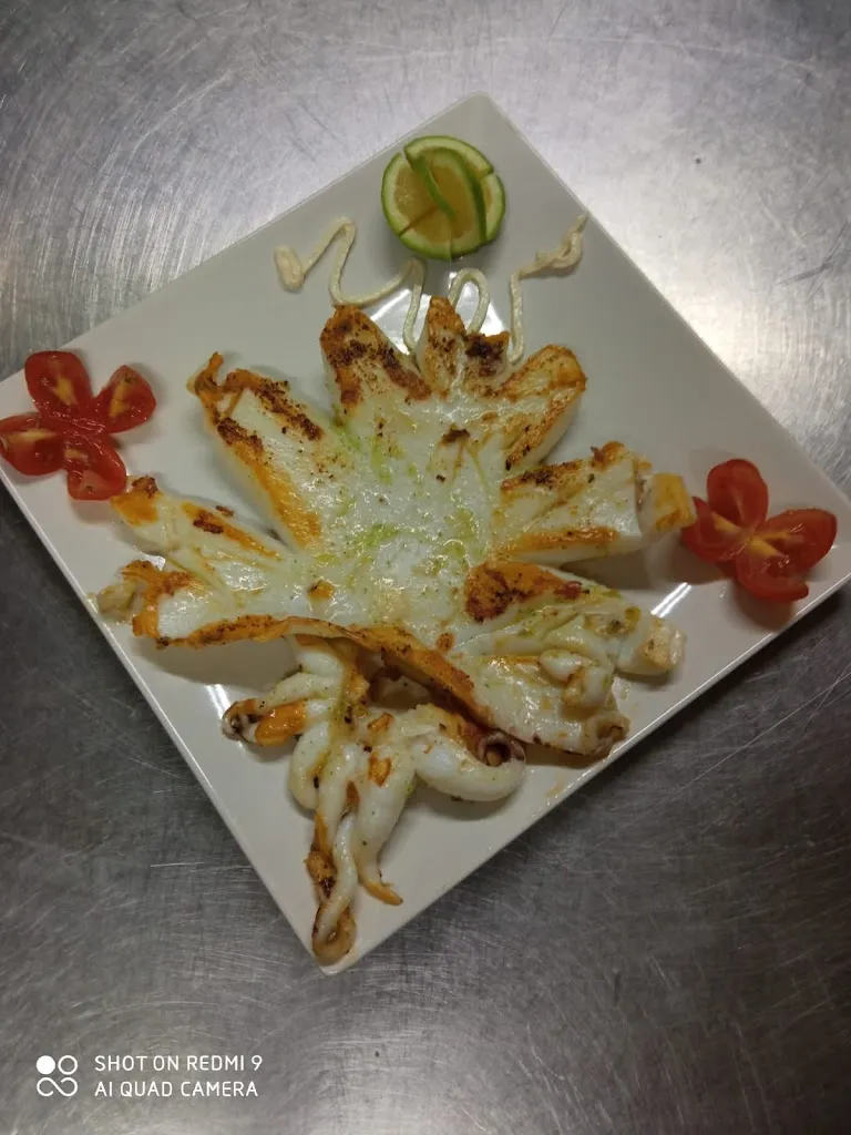 Menu_Cafeteria-Restaurante La Piscina_Serrejón_image_8