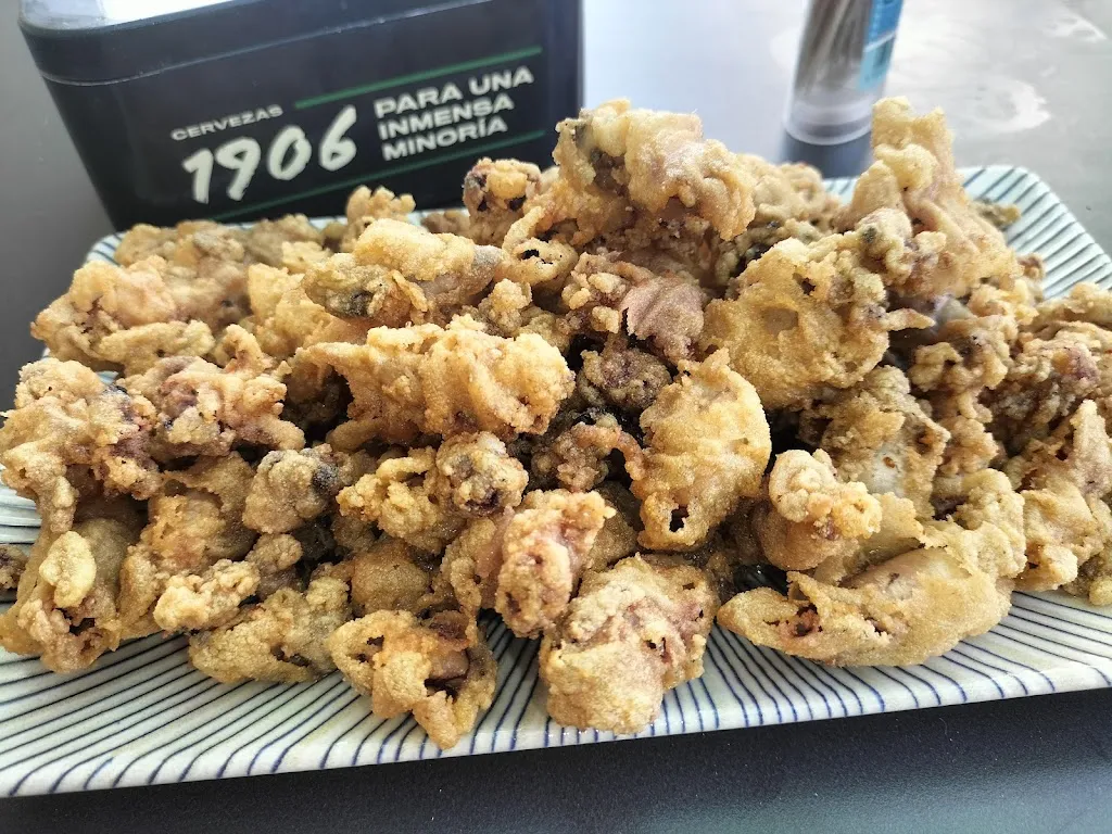 El Hogar restaurant in Serrejón