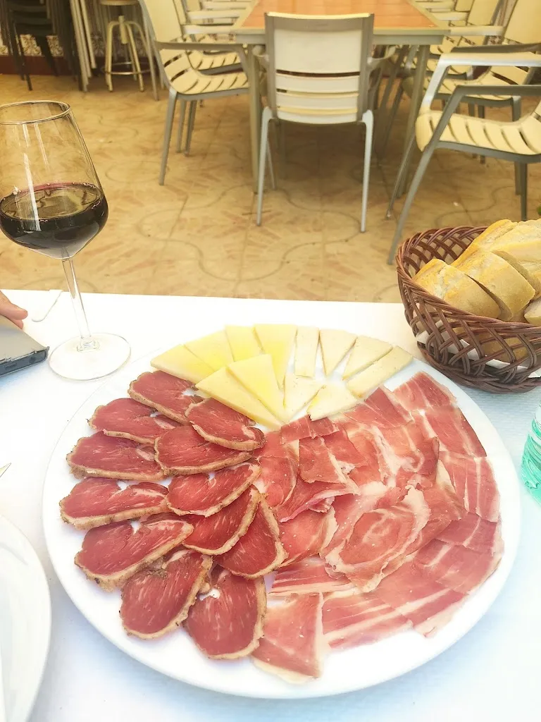 La Martina Bistró_Sierra de Fuentes_slider_image_2