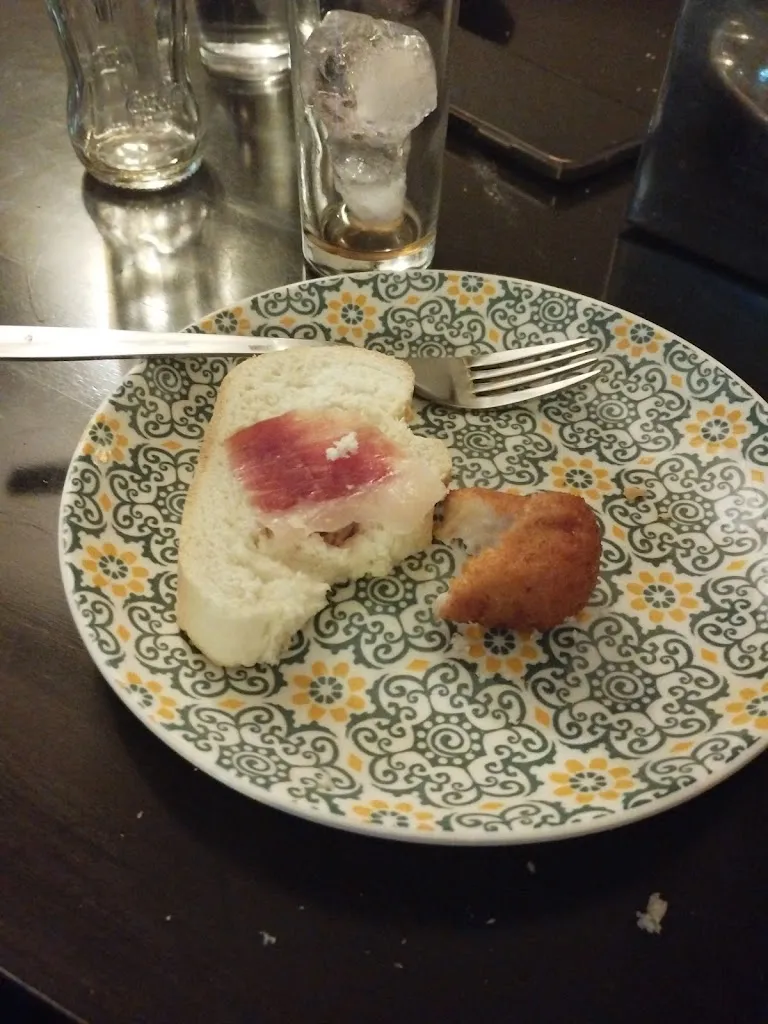 Nico Rojo_Bar Restaurante Alfonso_Sierra de Fuentes_review