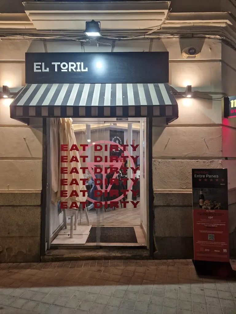 El Toril | Hamburguesería Madrid_Toril_slider_image_1