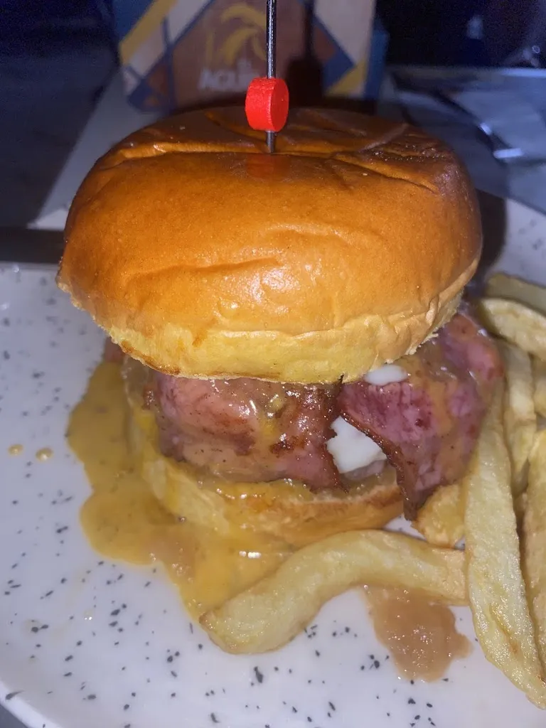 Adrian Fernandez_Los Pininus_Serradilla_review