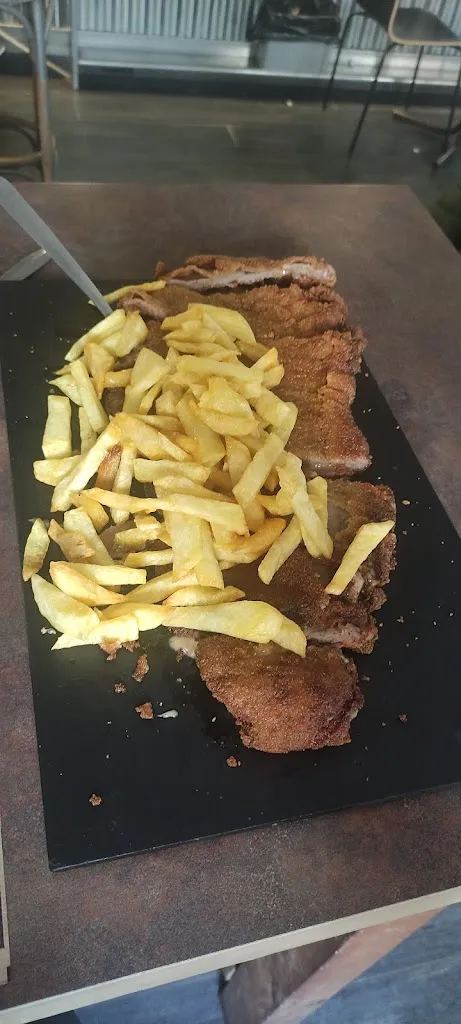 Bar Torress_Serradilla_slider_image_3