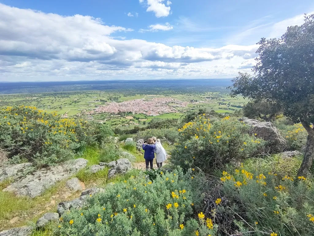 Albergue Serradilla-Monfragüe_Serradilla_slider_image_3