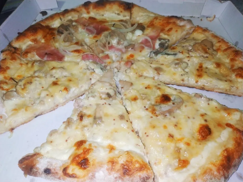 Alba Sagiesweet_A toda pizza_Talayuela_review