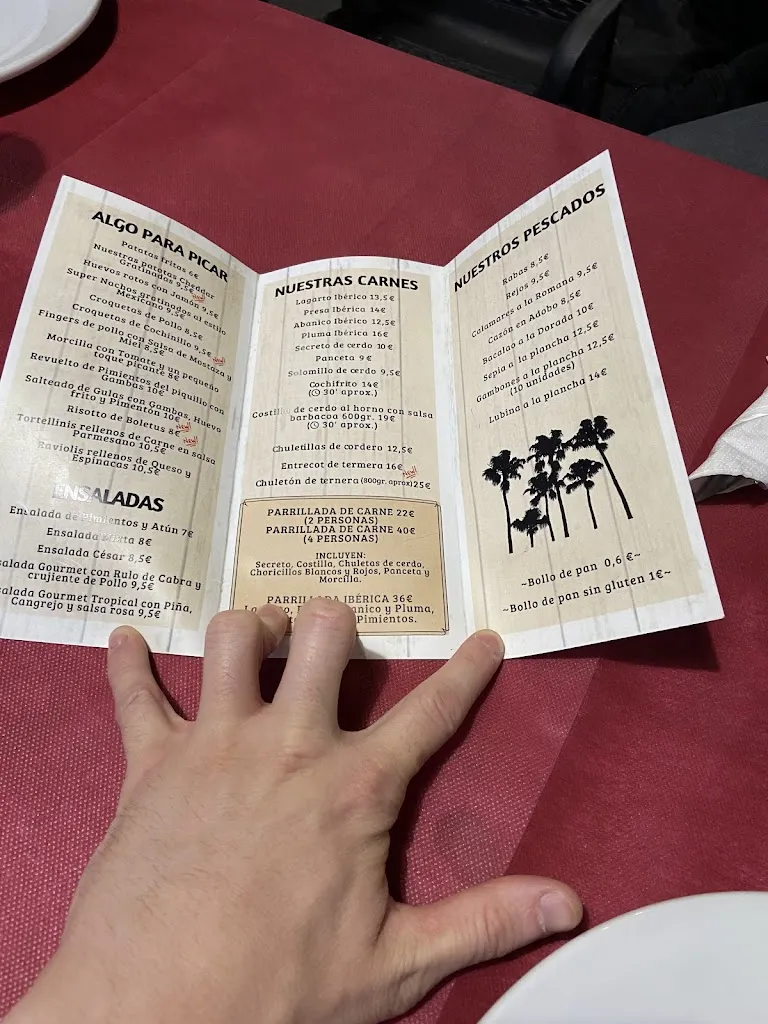 Menu_Bar terraza Tioky_Torre de Santa María_image_4