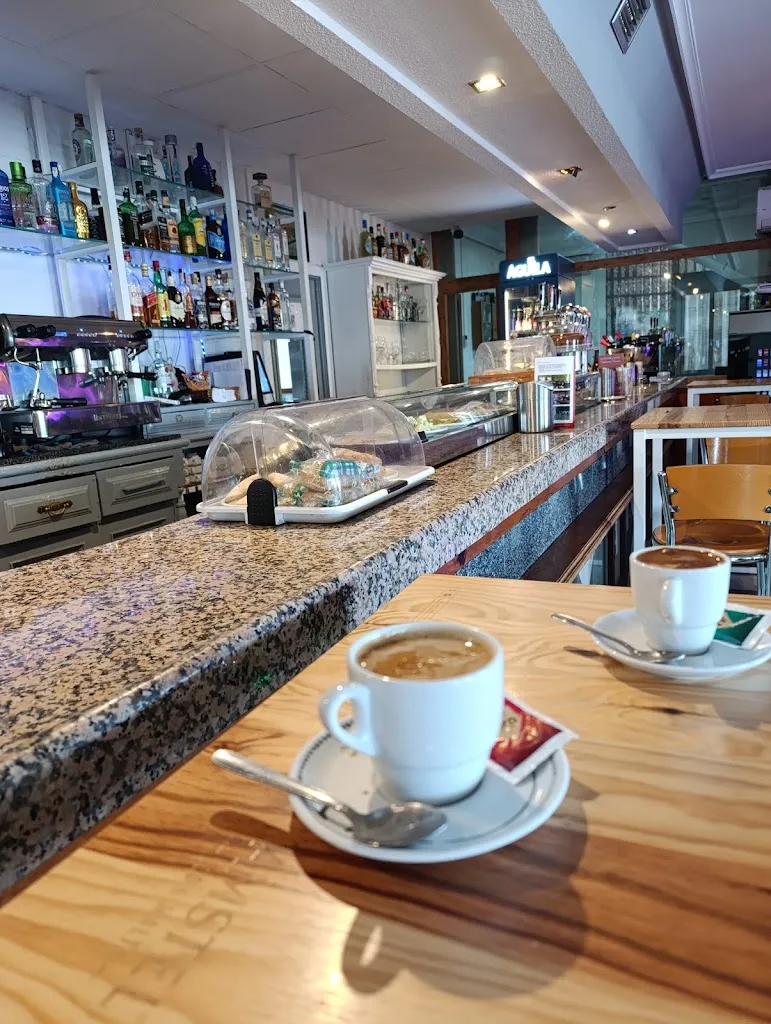 Menu_HOTEL - RESTAURANTE LAS GLORIAS_Torre de Santa María_image_9