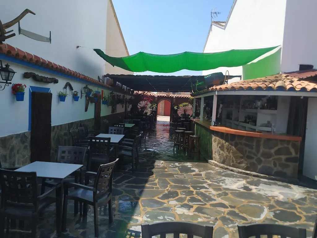 Disco-Pub Rentero ristorante a Torrecillas de la Tiesa