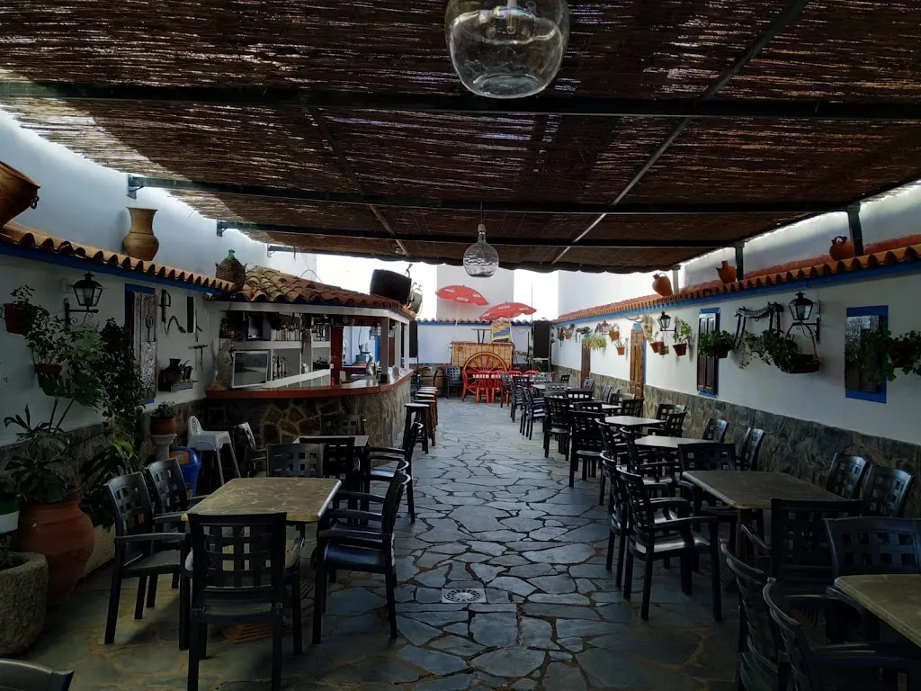 Disco-Pub Rentero_Torrecillas de la Tiesa_slider_image_3