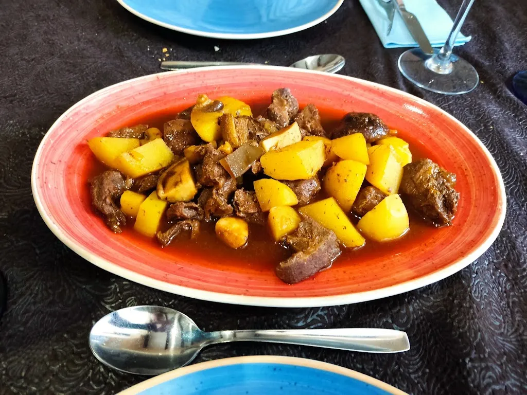 Menu_Hotel Carvajal_Torrejón el Rubio_image_7