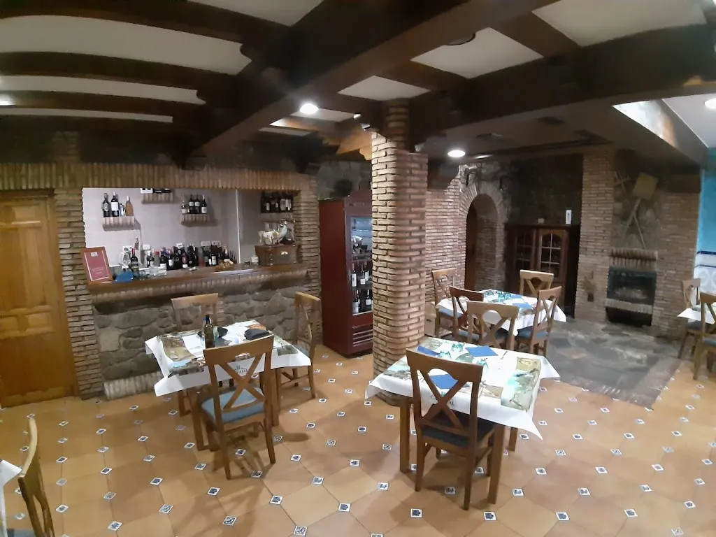 Hotel Carvajal_Torrejón el Rubio_slider_image_1