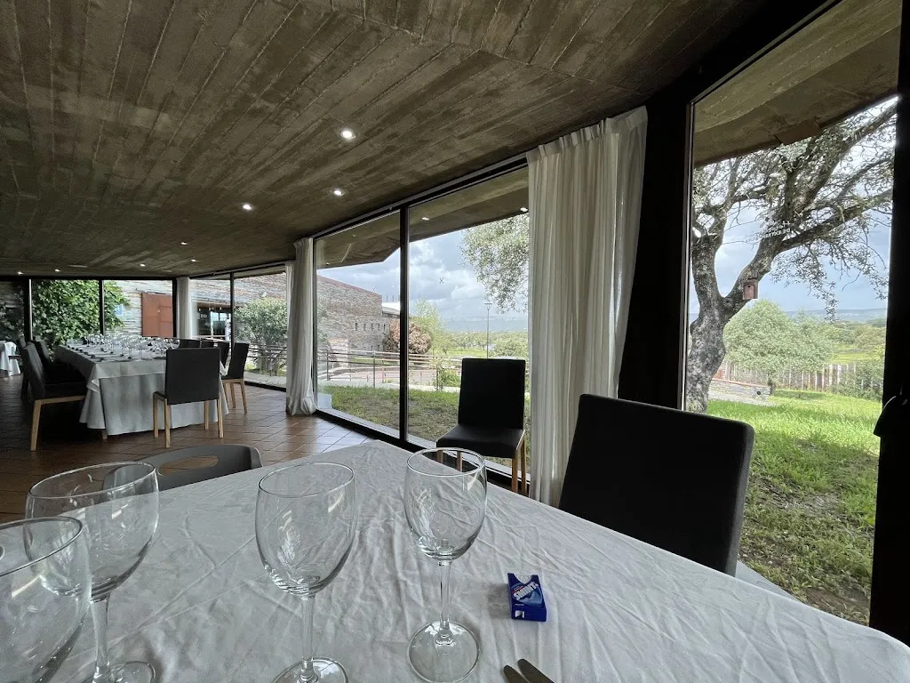 Restaurante Hospedería Parque Nacional de Monfragüe_Torrejón el Rubio_slider_image_1