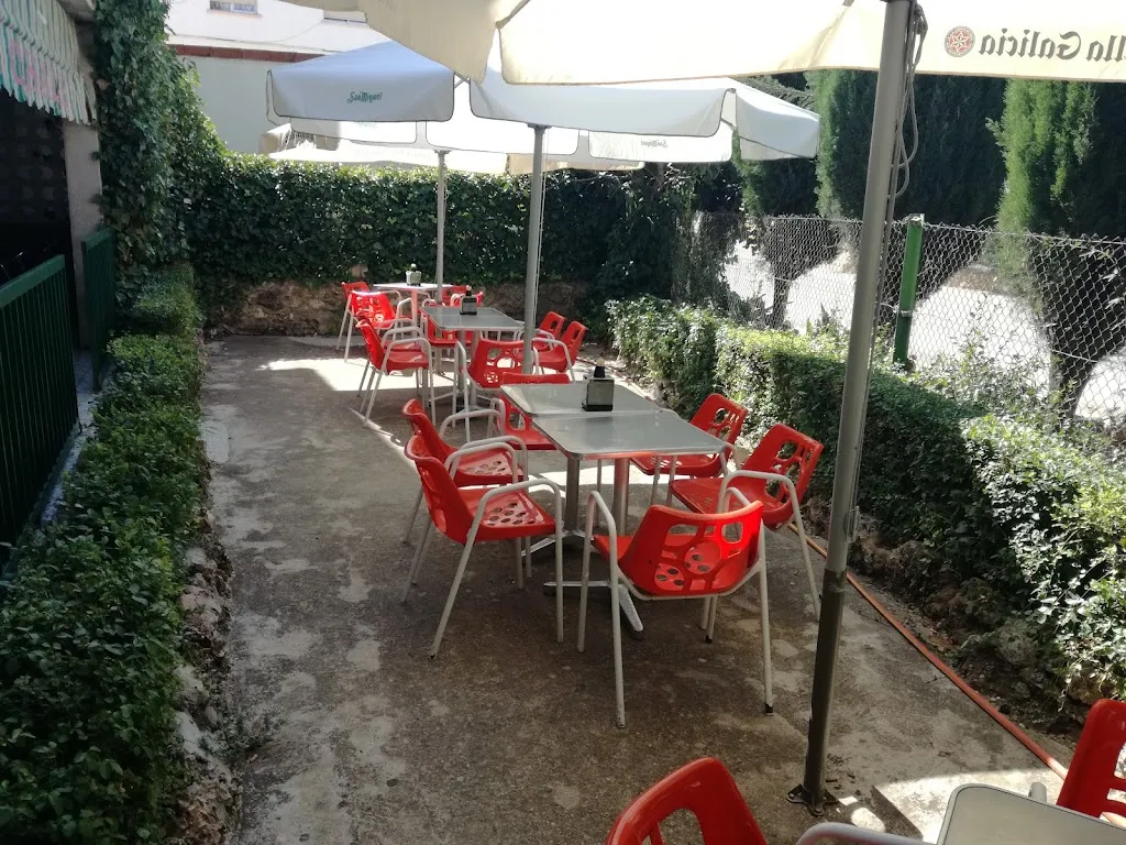 Bar Restaurante El Chalé_Torrejoncillo_slider_image_2