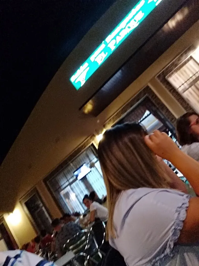 Restaurante El Parque_Torrejoncillo_slider_image_2