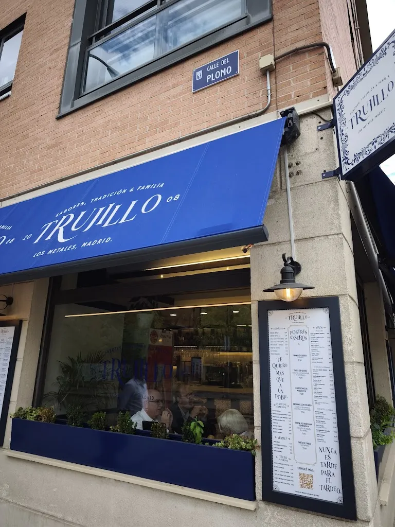 Nacho Barrera_Restaurante Trujillo Metales_Trujillo_review