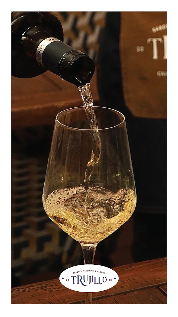 Restaurante Trujillo Metales_Trujillo_slider_image_3