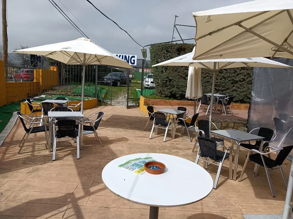 Lolos'Bar Restaurante Torremocha  restaurant in Torremocha