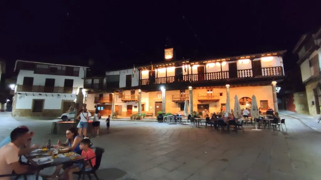 Maria Jose Fernandez_Bar Casa Cabo_Valverde de la Vera_review