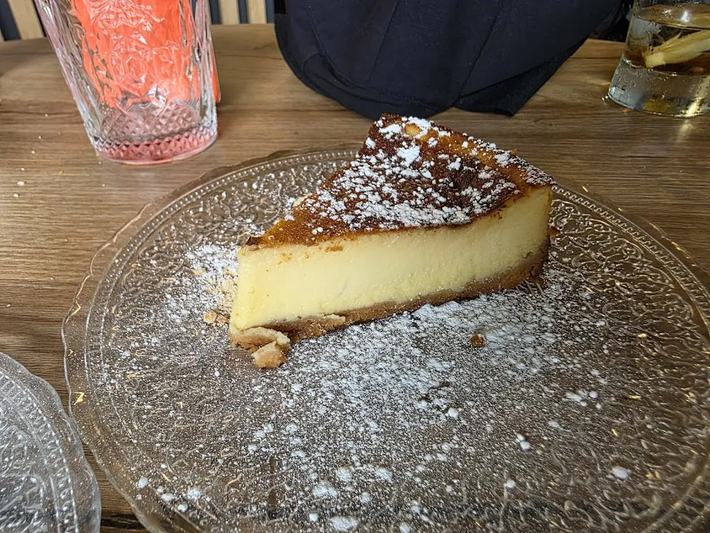 Goldwing Madrid_Restobar 1966 Casa da Troya_Valdefuentes_review