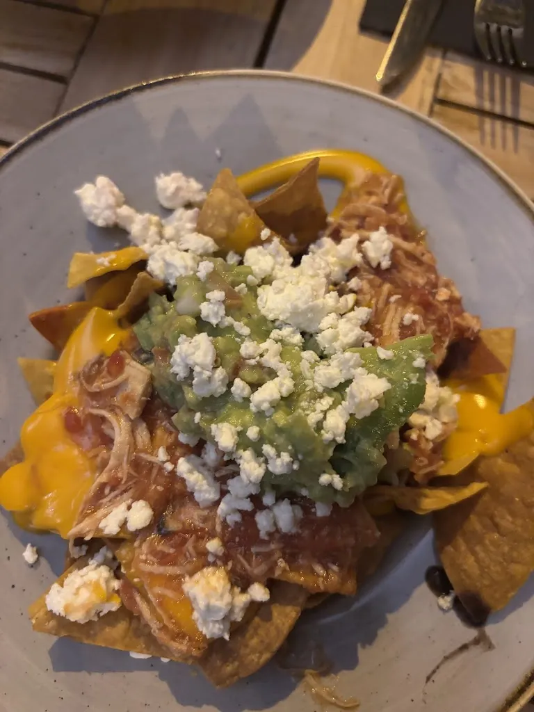 Verónica Escobar_Gave Mx Valdebebas_Valdefuentes_review