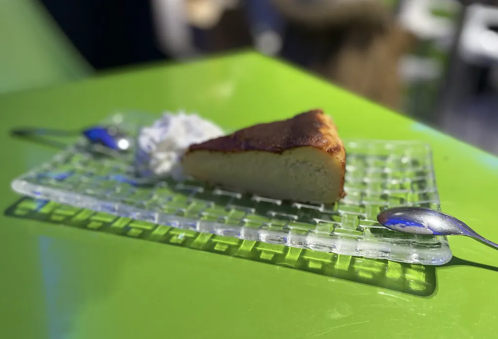 David Gómez Gualda_Le Première_Albacete_review