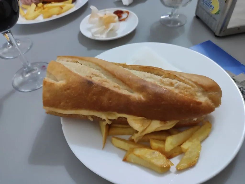 Menu_Café Bar Artesanos_Valencia de Alcántara_immagine_4