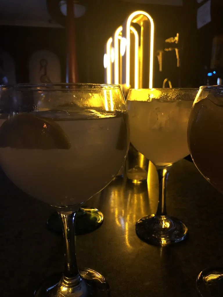 Srgio Thor_Pub The Old Flamingo_Valencia de Alcántara_review