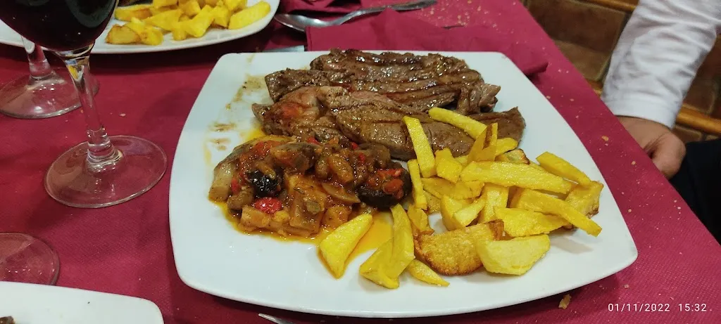 Inma Garcia_Pensión Bar La Serrana_Valencia de Alcántara_review