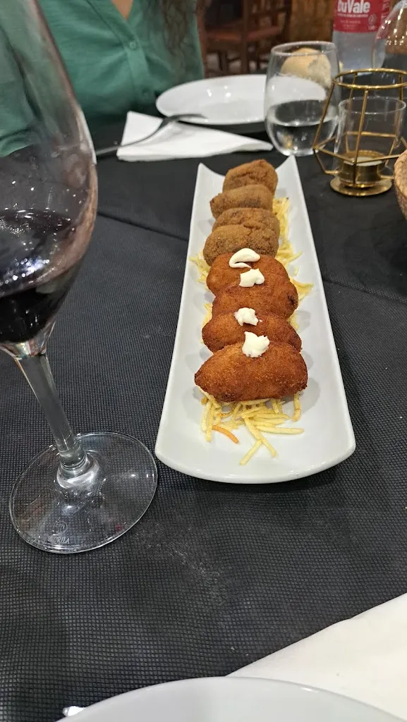 Vicente Cruz Castro de La_HOTEL RESTAURANTE RENACER_Valencia de Alcántara_review