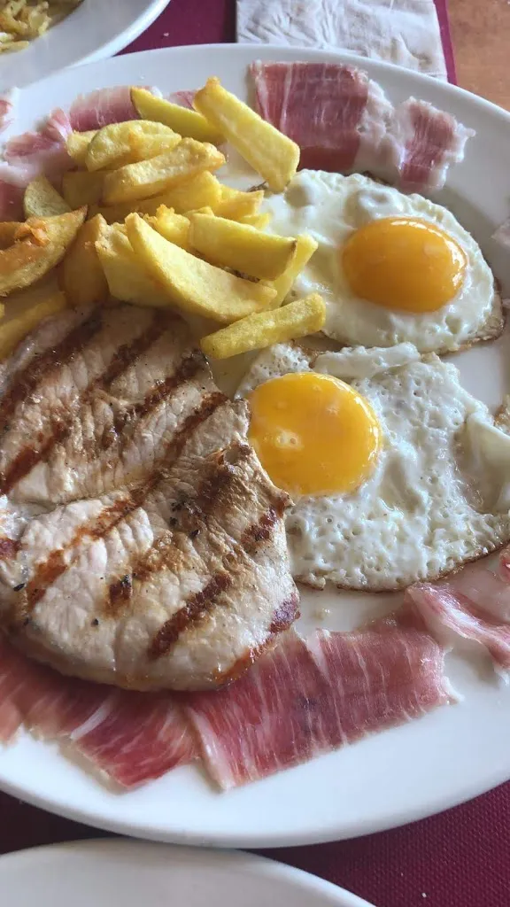 Menu_Restaurante los Dolmenes_Valencia de Alcántara_image_8