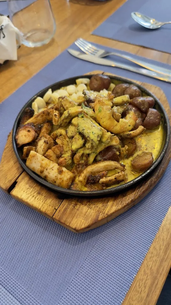 ENRIQUE URIBE_Sach'a Huaska_Santa Cruz de la Sierra_review