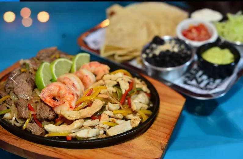 Steel Container Grill & Bar_Santa Cruz de la Sierra_slider_image_3