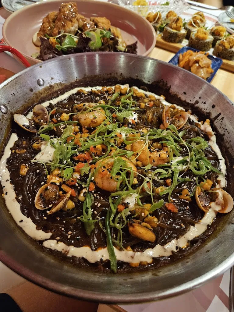 Lu B_Kao by Sach'a_Santa Cruz de la Sierra_review