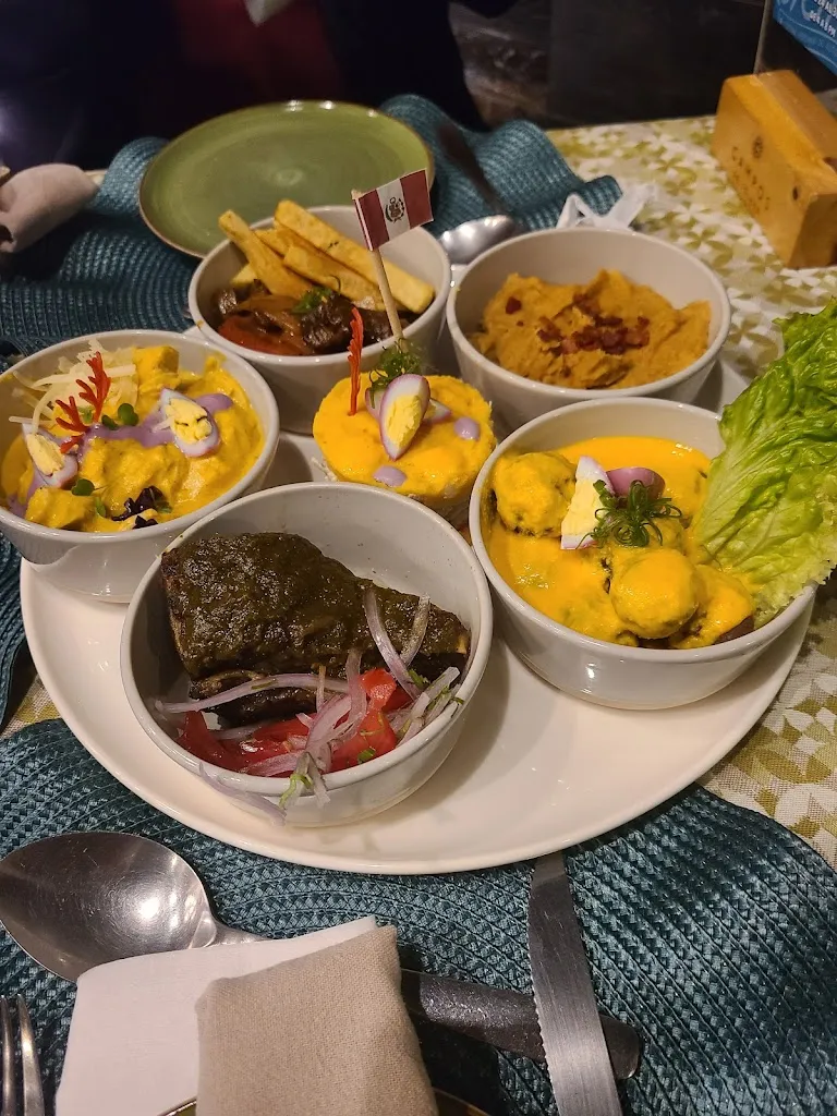 Abi_Muelle 18_Santa Cruz de la Sierra_review