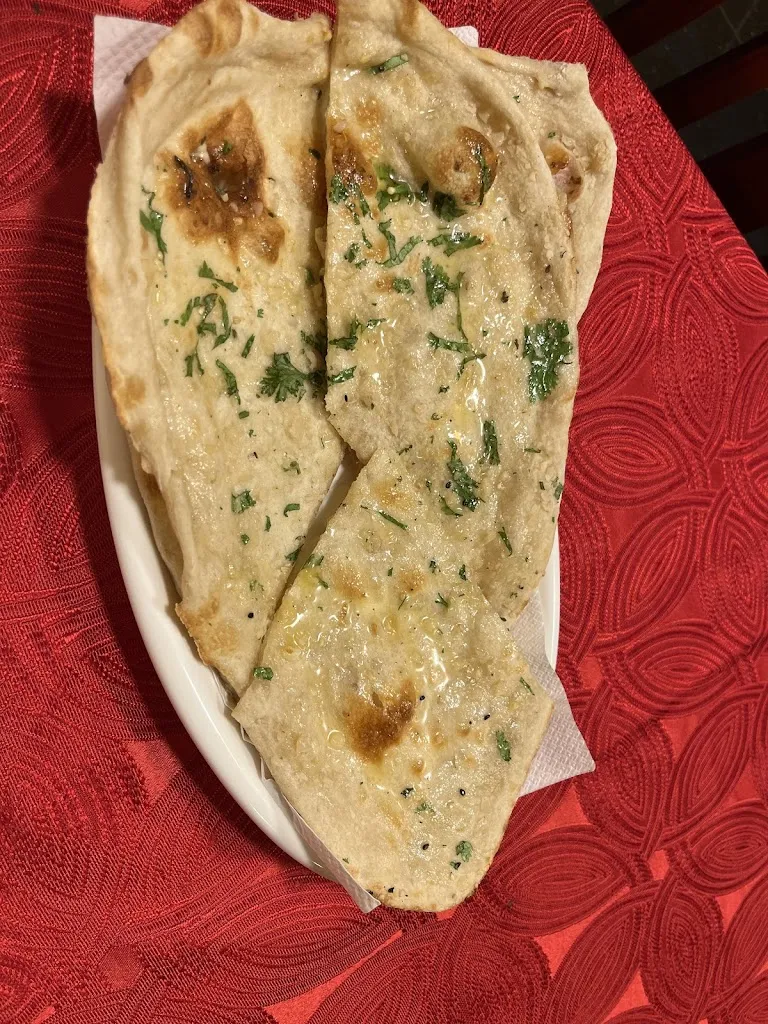 Bo-sung Kim_MAHARAJA INDIAN RESTURENT SANTA CRUZ BOLIVIA_Santa Cruz de la Sierra_review