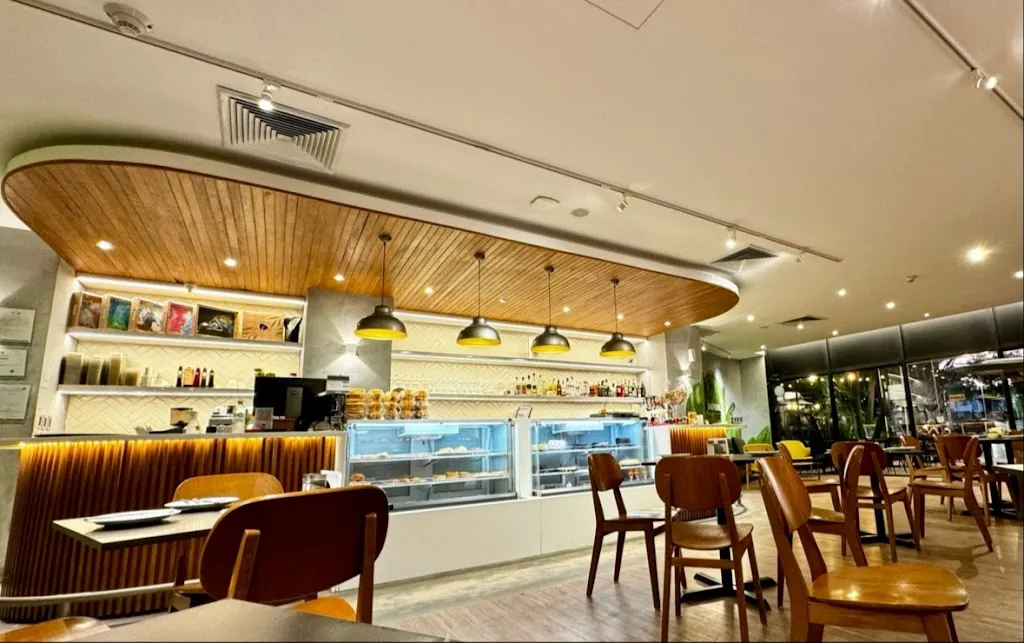 Ines España Bistro - Las Brisas_Santa Cruz de la Sierra_slider_image_1