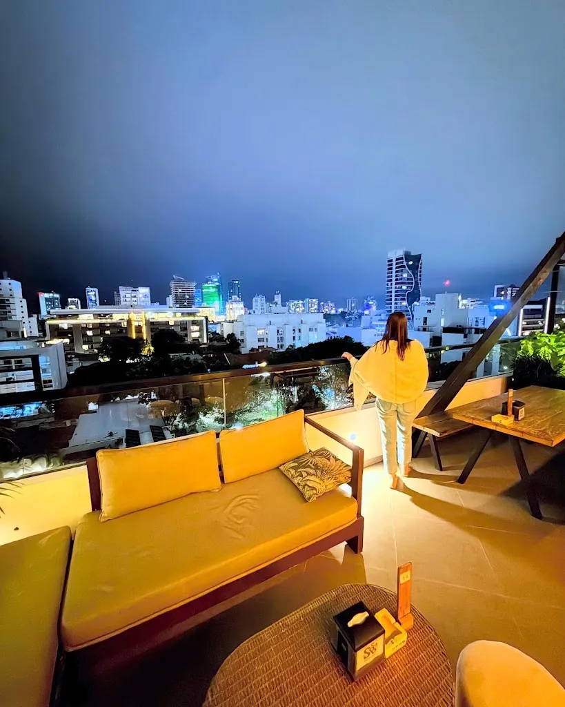 trey daniel_SBC Rooftop_Santa Cruz de la Sierra_review