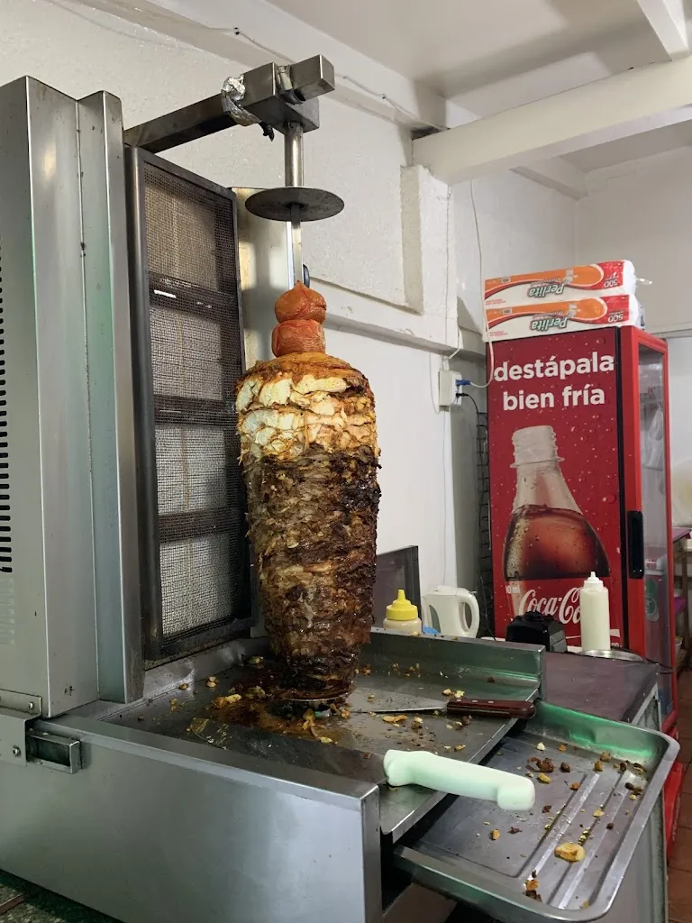 Virginia L_Shawarma Mr. Sami_Santa Cruz de la Sierra_review